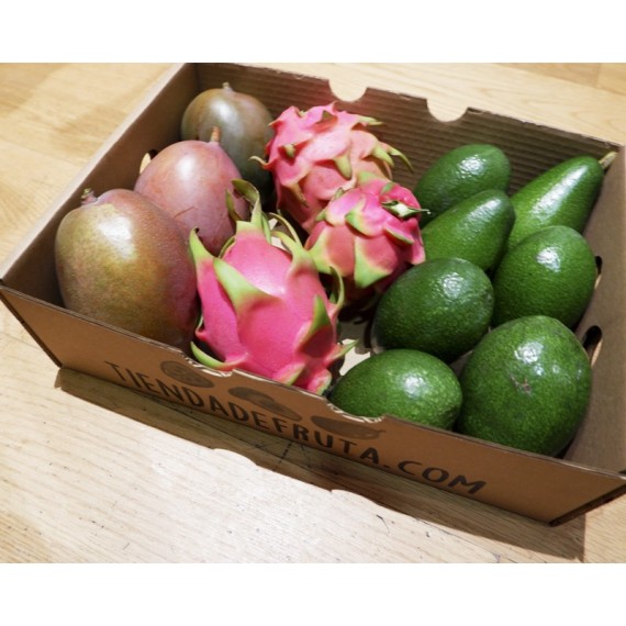 caja de pitaya mango y aguacate