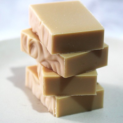 para que sirve el jabon de aguacate